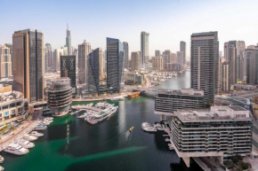 GuestReady - Full Marina View at Bay Central